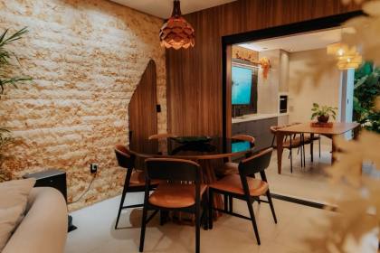 CASA ABRANTES | 3 SUÍTES