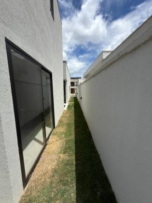 Casa em Terras Alphaville | 3/4 com suítes