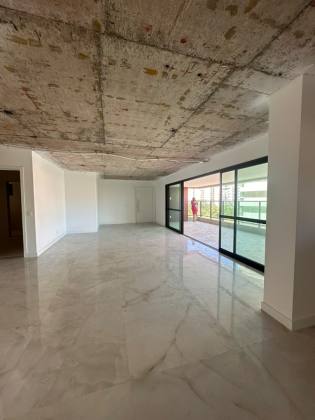 Alphaville I | 3/4 com suítes
