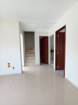 Casa em Caixa D'Agua - 4/4 com suítes