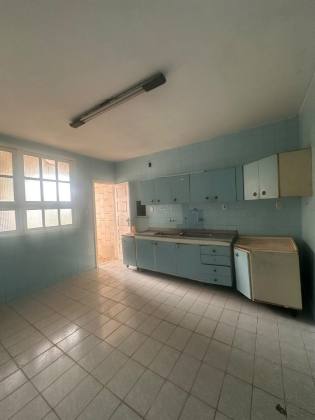 Casa 2/4 com suítes - Sete de Abril