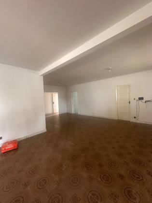 Casa 2/4 com suítes - Sete de Abril