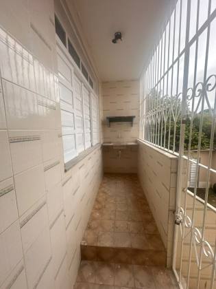 Casa 2/4 com suítes - Sete de Abril