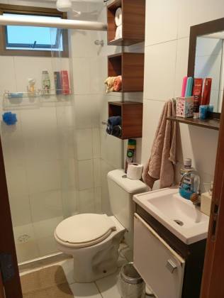 Brisas do Ipitanga 2/4 com suíte