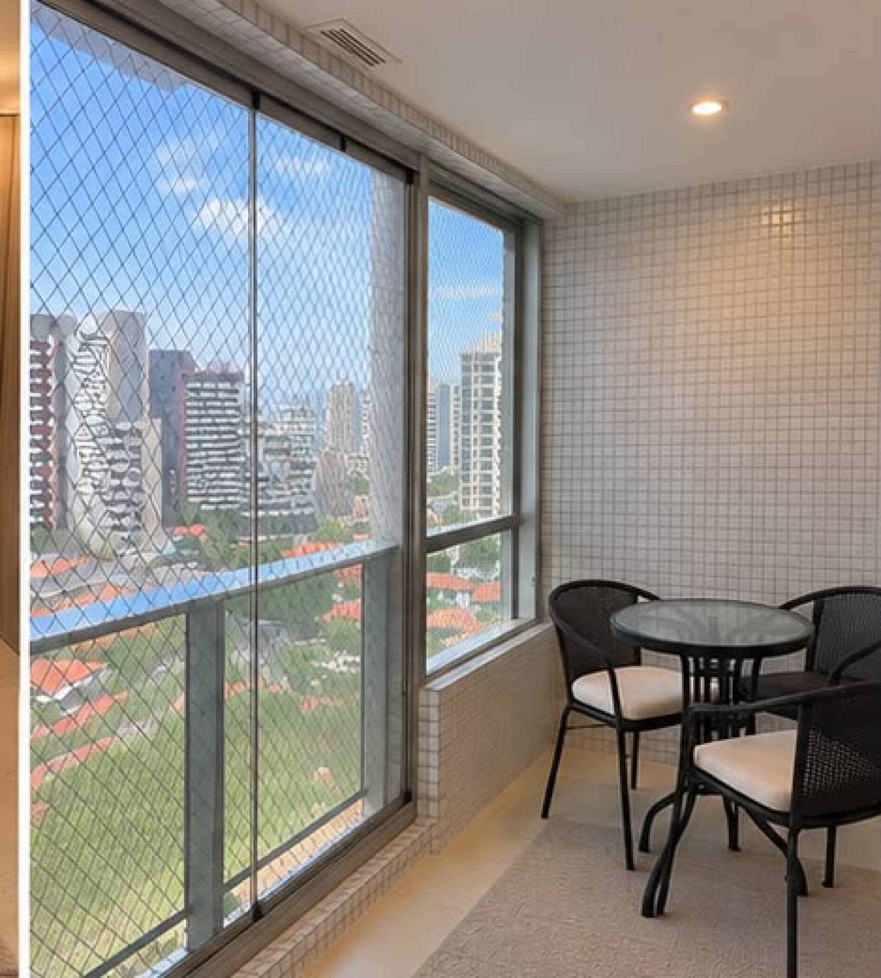 Mundo Plaza 1/4 - Caminho das árvores