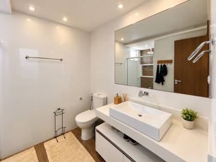 Casa 7/4 com suítes - Busca Vida