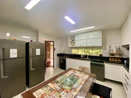 Casa 7/4 com suítes - Busca Vida