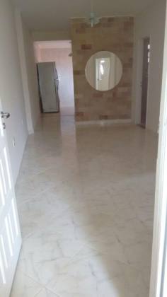 Casa 3/4 com suíte - Centro