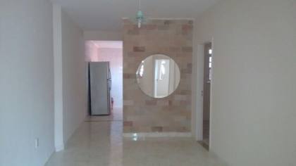 Casa 3/4 com suíte - Centro