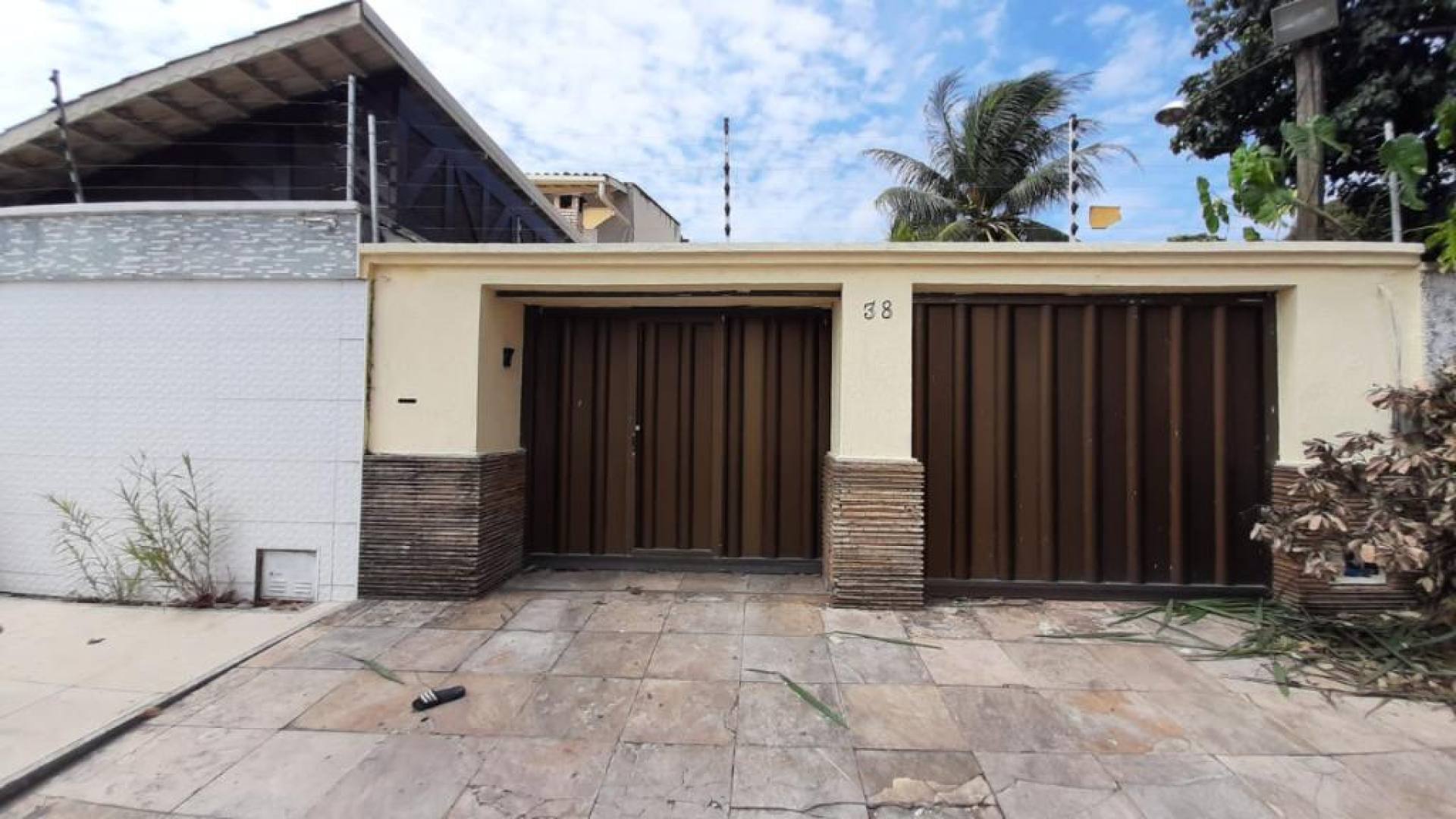 Casa com 3 quartos à venda, 160 m² por R$ 420.000 - Messejana - Fortaleza/CE