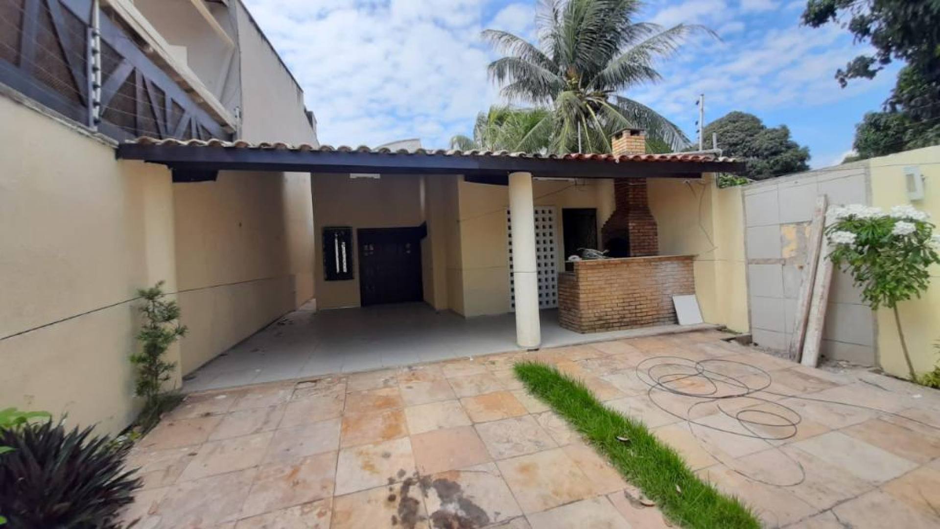 Casa com 3 quartos à venda, 160 m² por R$ 420.000 - Messejana - Fortaleza/CE