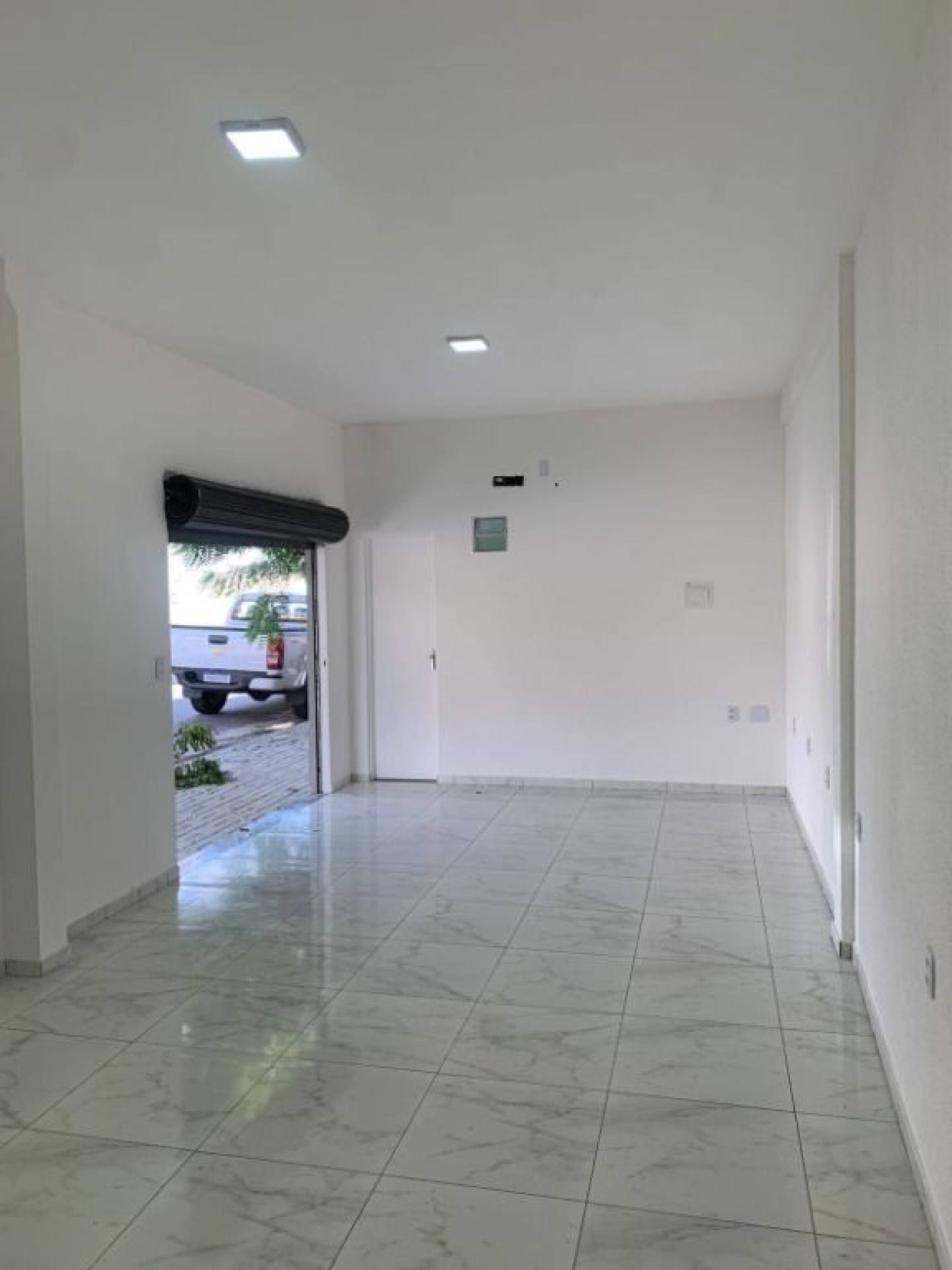 Ponto para alugar, 17 m² por R$ 664,25/mês - Itaperi - Fortaleza/CE