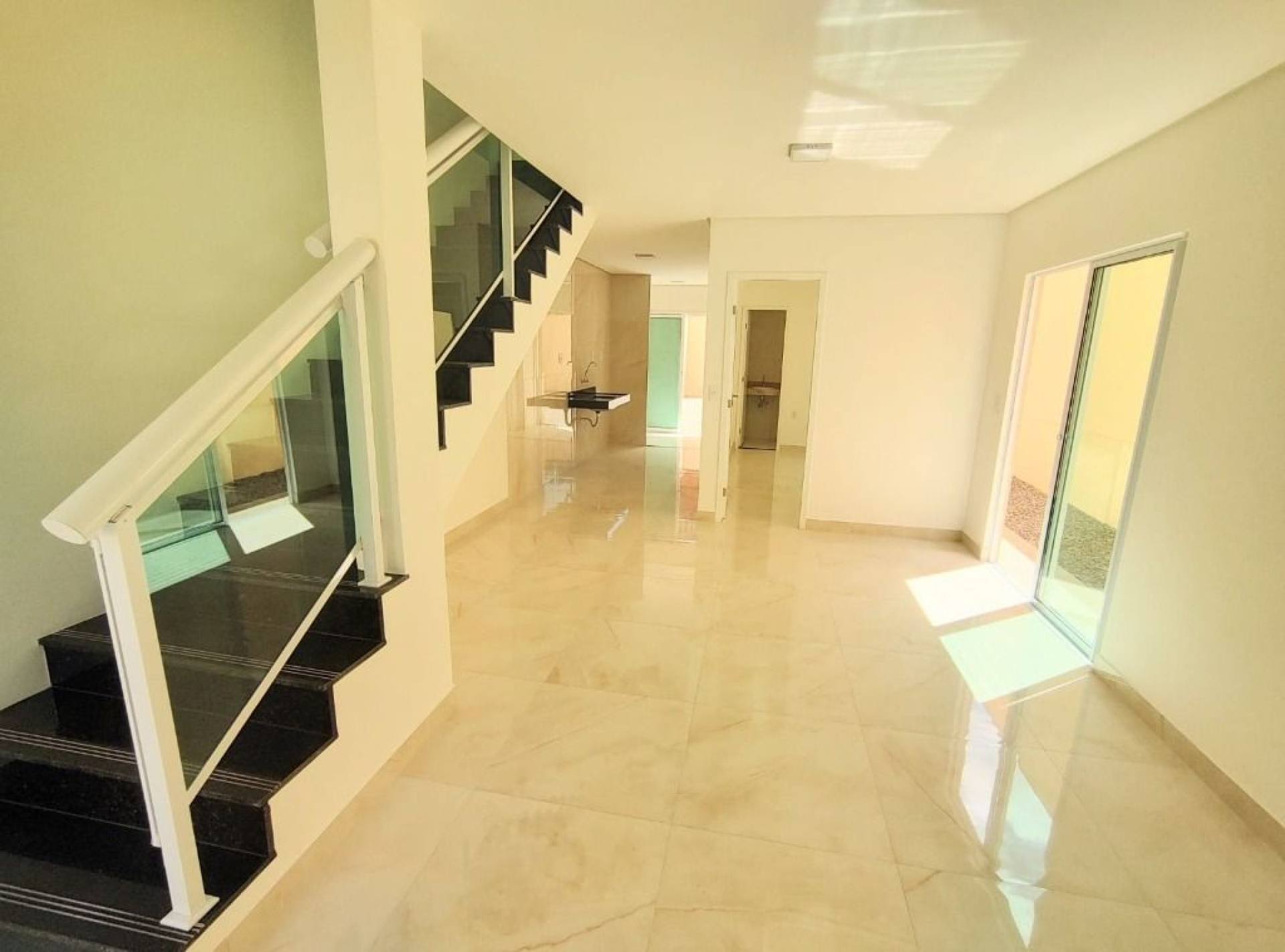 Casa com 3 dormitórios à venda, 92,88m² por R$ 419.900 - Coaçu - Eusébio/CE