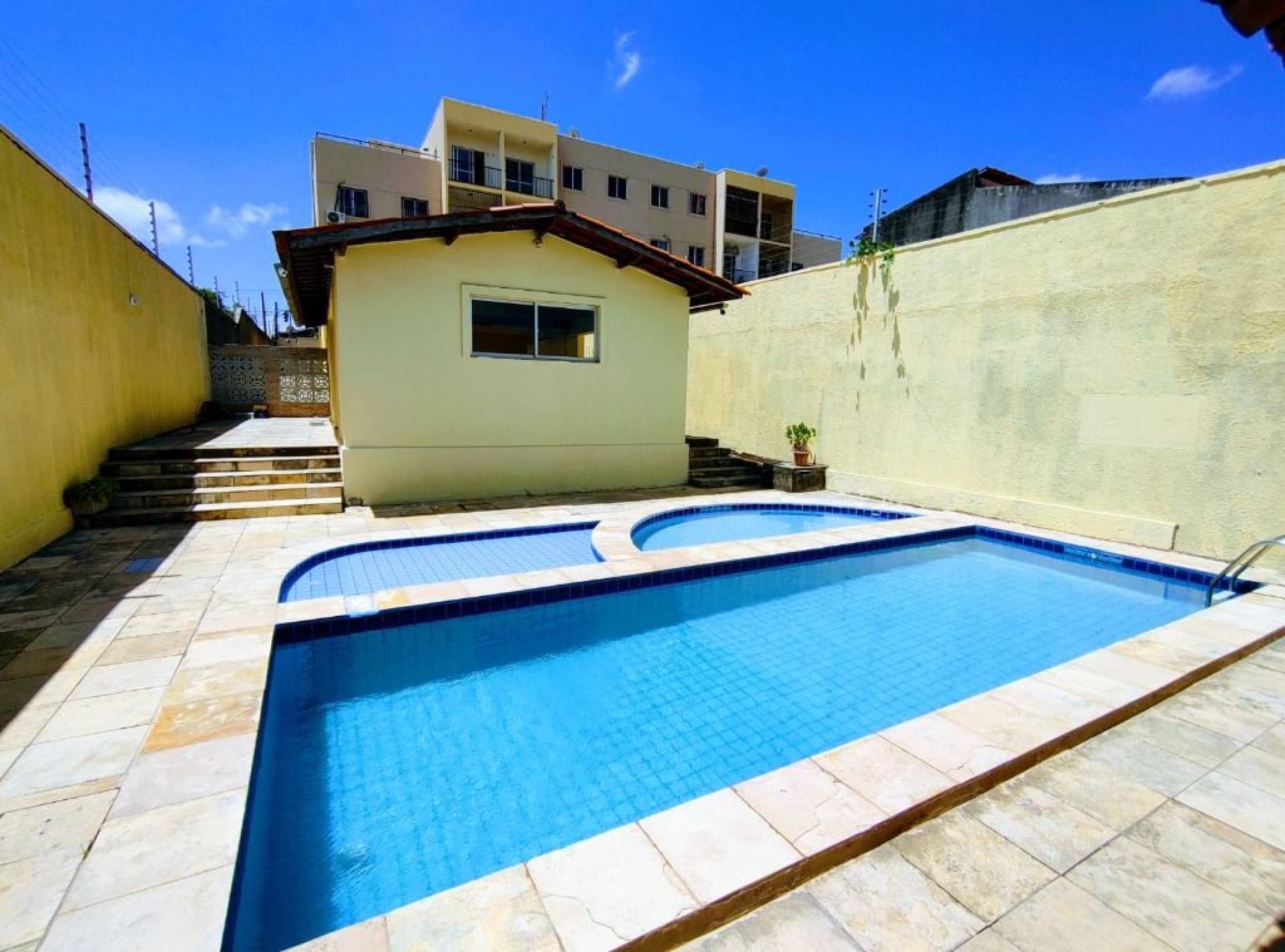 Edifício Adhara Camilo - Apartamento com 3 quartos à venda, 75 m² por R$ 235.000 - Prefeito José Walter - Fortaleza/CE