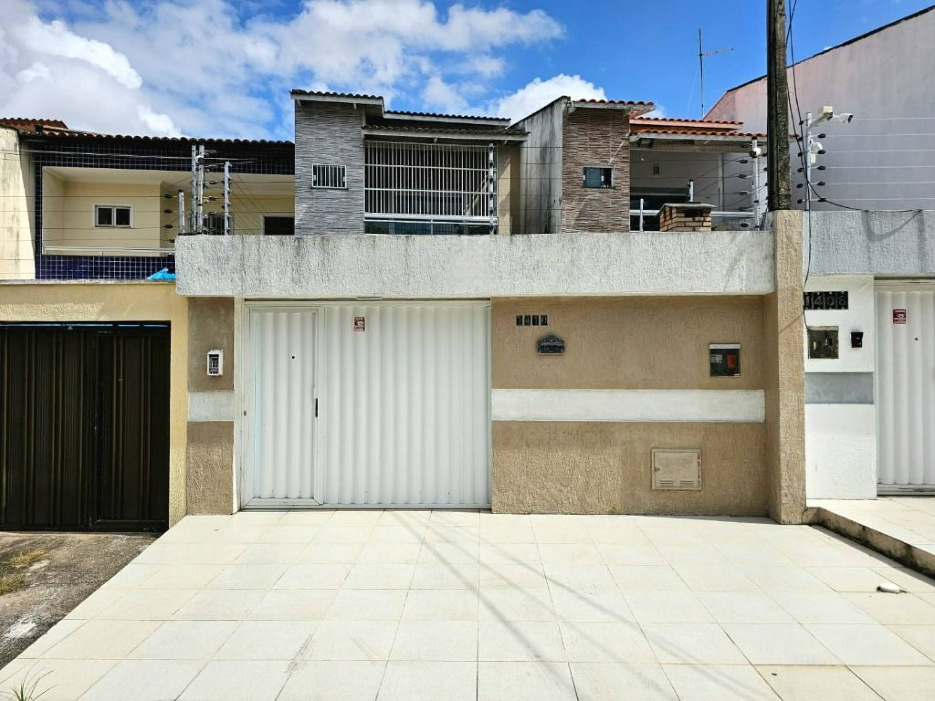 Casa com 4 Quartos à venda, 150 m² por R$ 550.000 - Itaperi - Fortaleza/CE