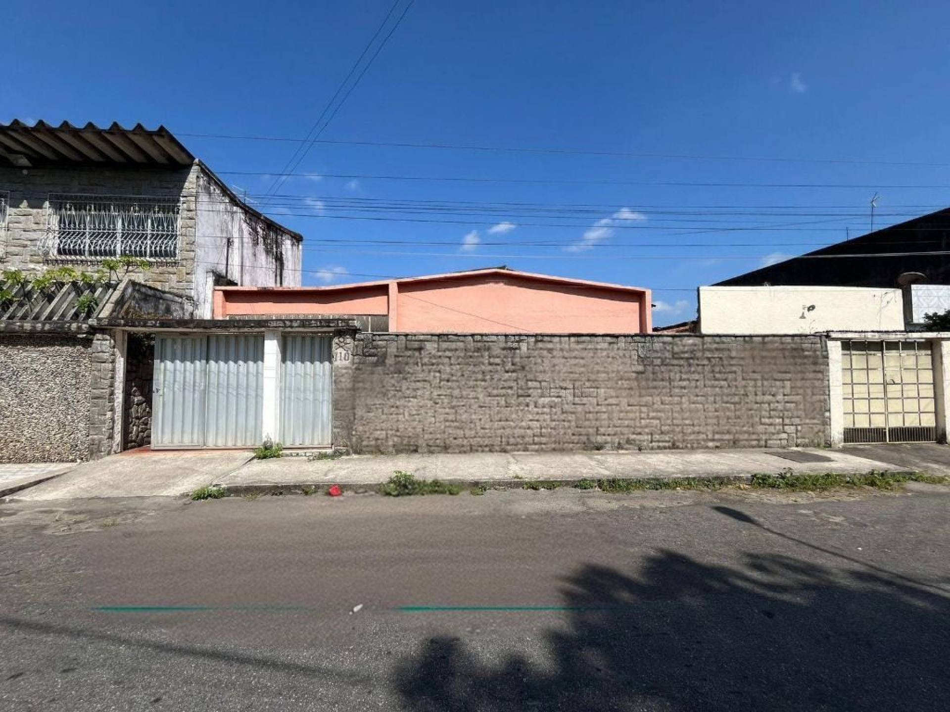 Caca para venda por R$ 900.000,00 no BAIRRO ELLERY
