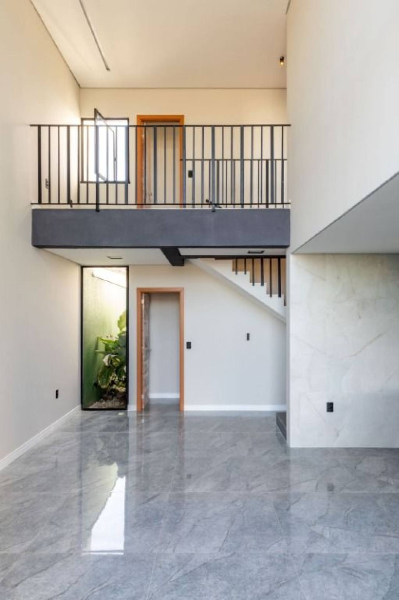 Casa com 3 quartos à venda, 134 m² por R$ 730.000 - Messejana - Fortaleza/CE