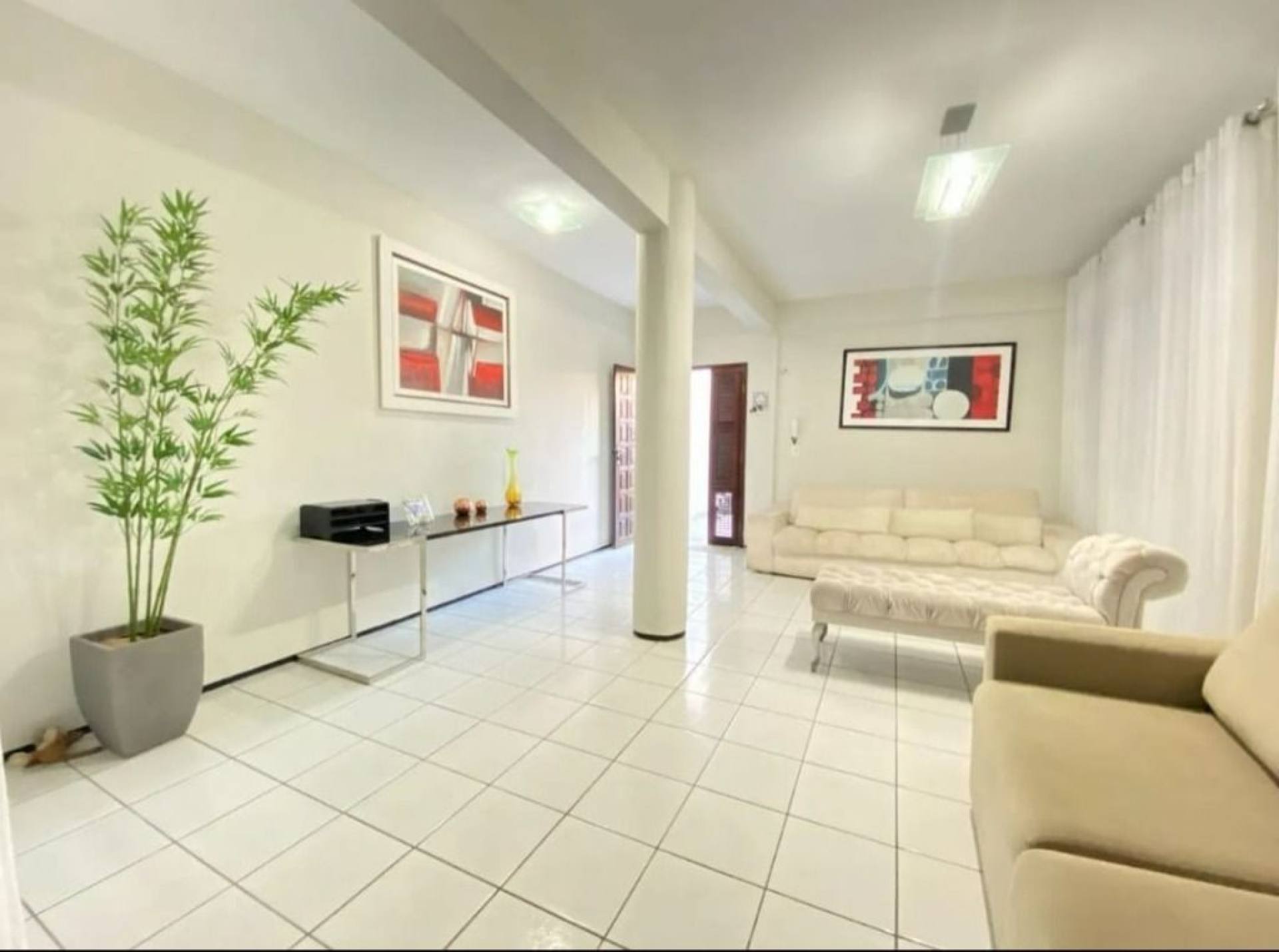 Casa duplex com 5 Quartos à venda, 221 m² por R$ 850.000 - Engenheiro Luciano Cavalcante - Fortaleza/CE