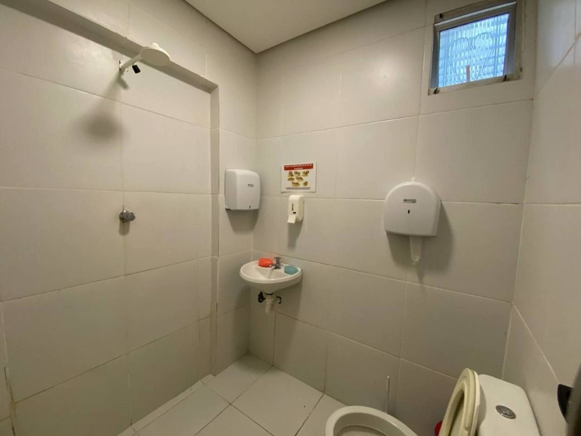 Casa com 2 quartos para alugar, 147 m² por R$ 4.500/mês - Cidade dos Funcionários - Fortaleza/CE