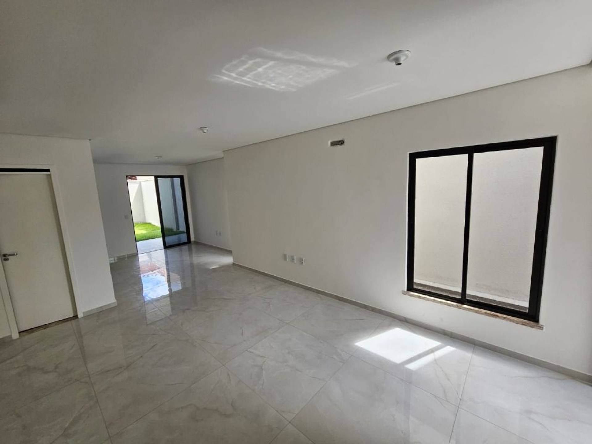 Casa Duplex com 4 quartos à venda, 162 m² por R$ 715.000 - Edson Queiroz - Fortaleza/CE