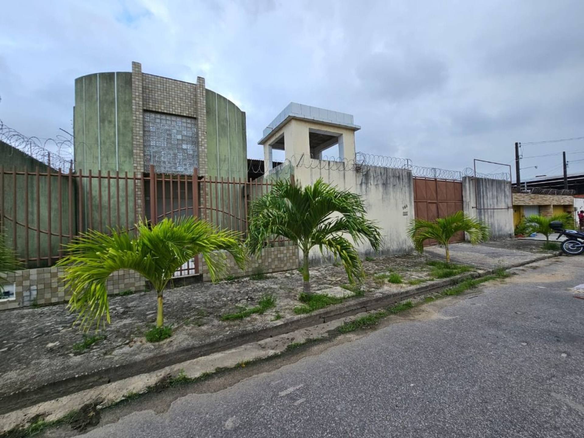 Galpão à venda, 700 m² por R$ 1.250.000,00 - Castelão - Fortaleza/CE