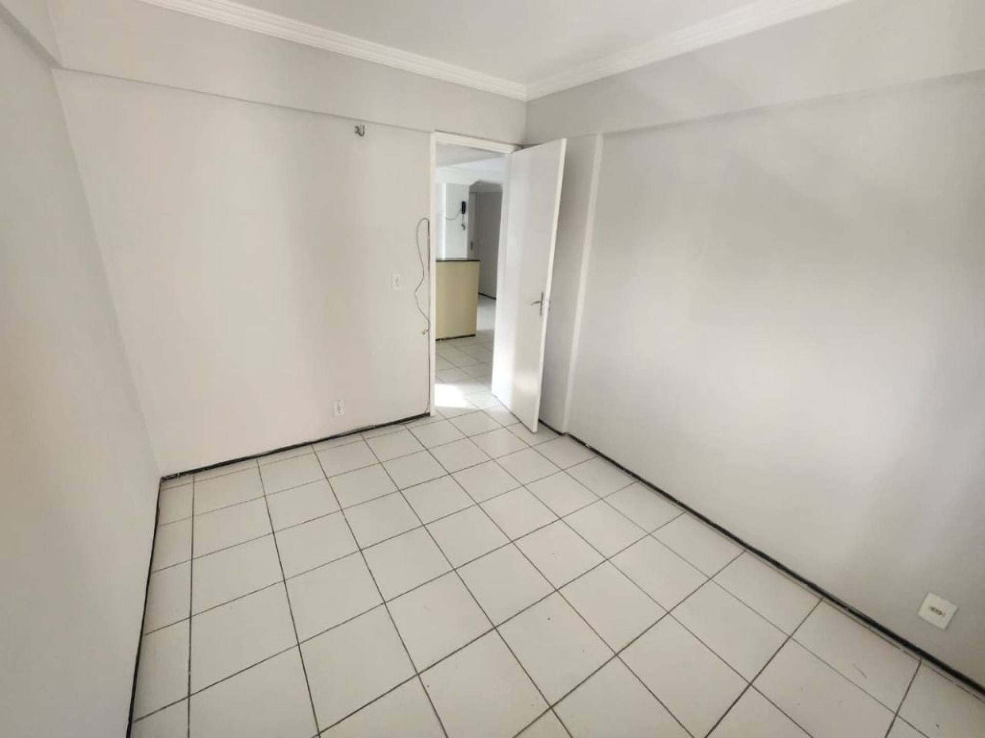 Apartamento com 2 quartos para alugar, 30 m² por R$ 1.206/mês - Amadeu Furtado - Fortaleza/CE