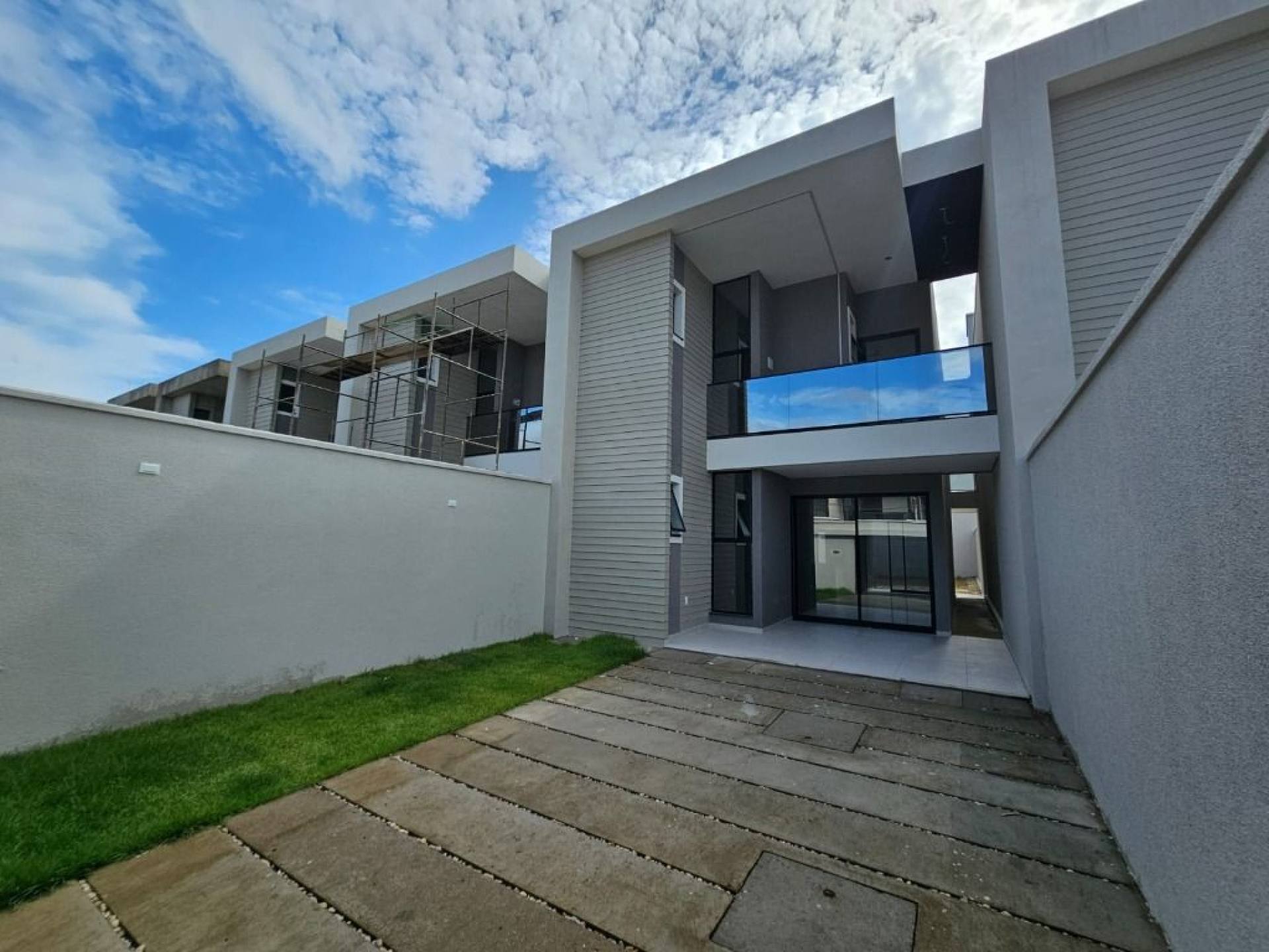 Casa Duplex com 4 quartos à venda, 154 m² por R$ 830.000 - Pedra - Eusébio/CE