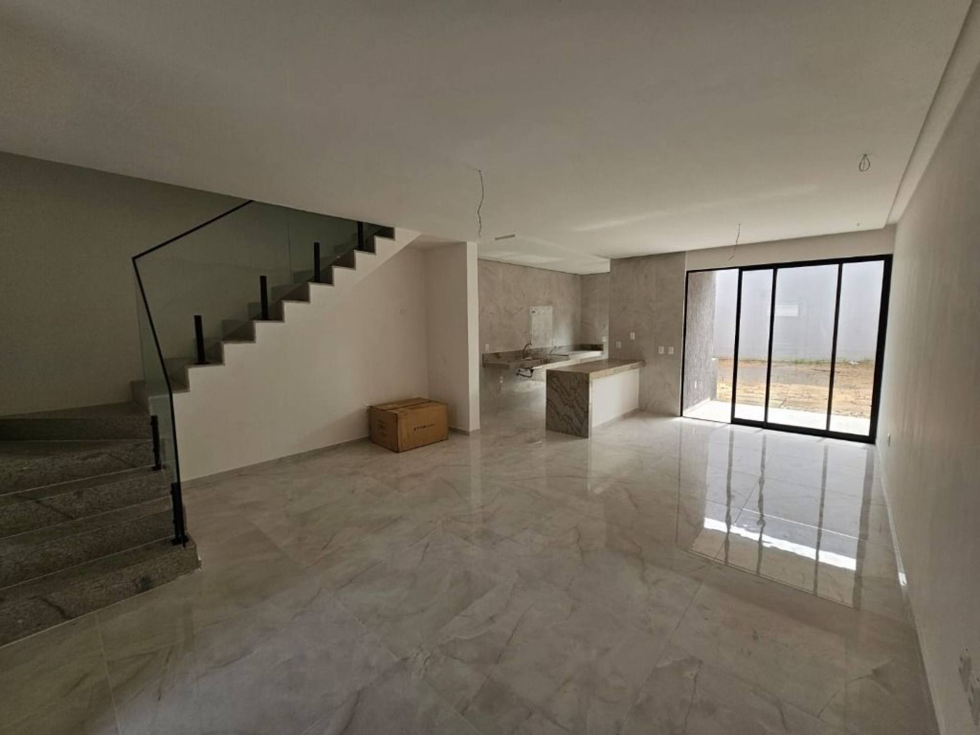 Casa Duplex com 4 quartos à venda, 154 m² por R$ 830.000 - Pedra - Eusébio/CE