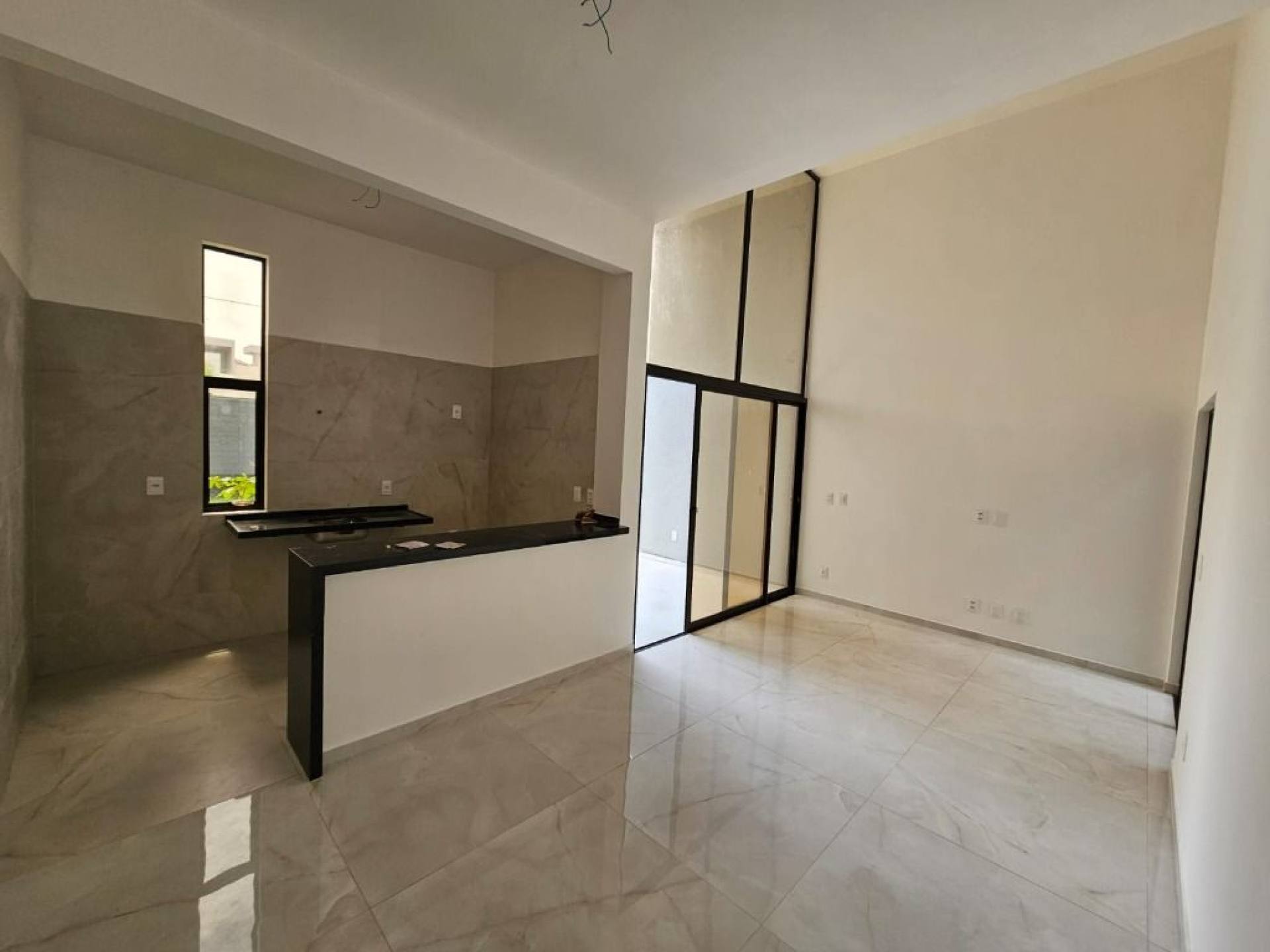 Casa Duplex com 3 dormitórios à venda, 101 m² por R$ 535.800 - Coité - Eusébio/CE