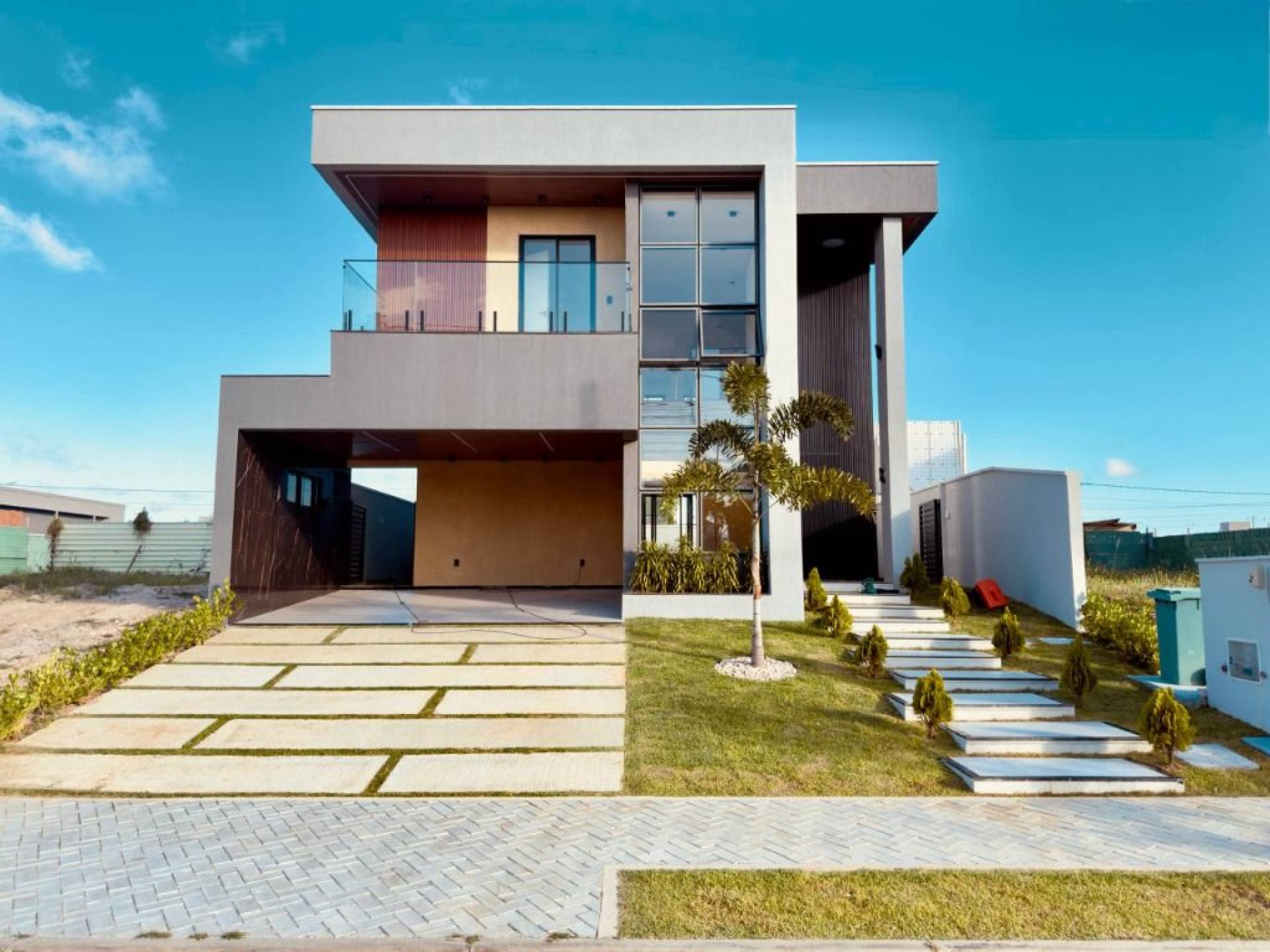 Casa Duplex com 4 quartos à venda, 214 m² por R$ 1.400.000 - Cidade Alpha - Eusébio/CE