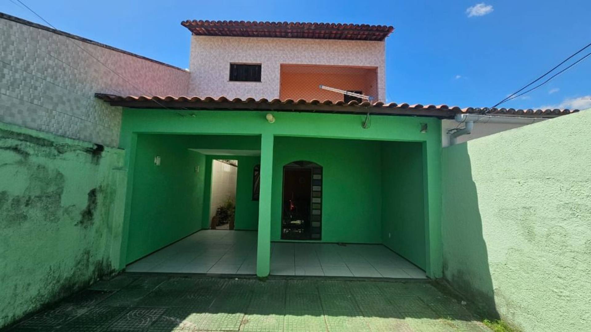 Casa à venda, 298 m² por R$ 700.000,00 - Cidade dos Funcionários - Fortaleza/CE