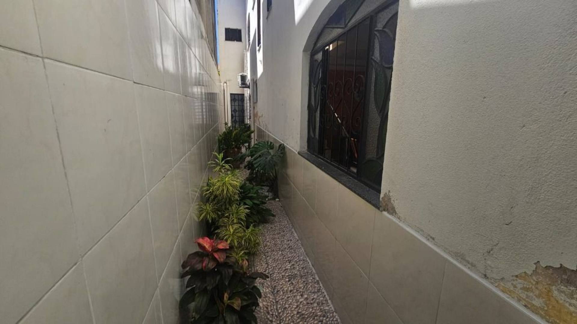 Casa à venda, 298 m² por R$ 700.000,00 - Cidade dos Funcionários - Fortaleza/CE