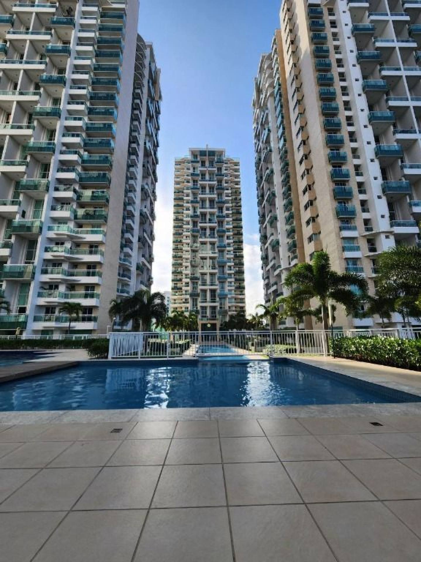Apartamento com 3 quartos à venda, 104 m² por R$ 1.000.000 - Guararapes - Fortaleza/CE