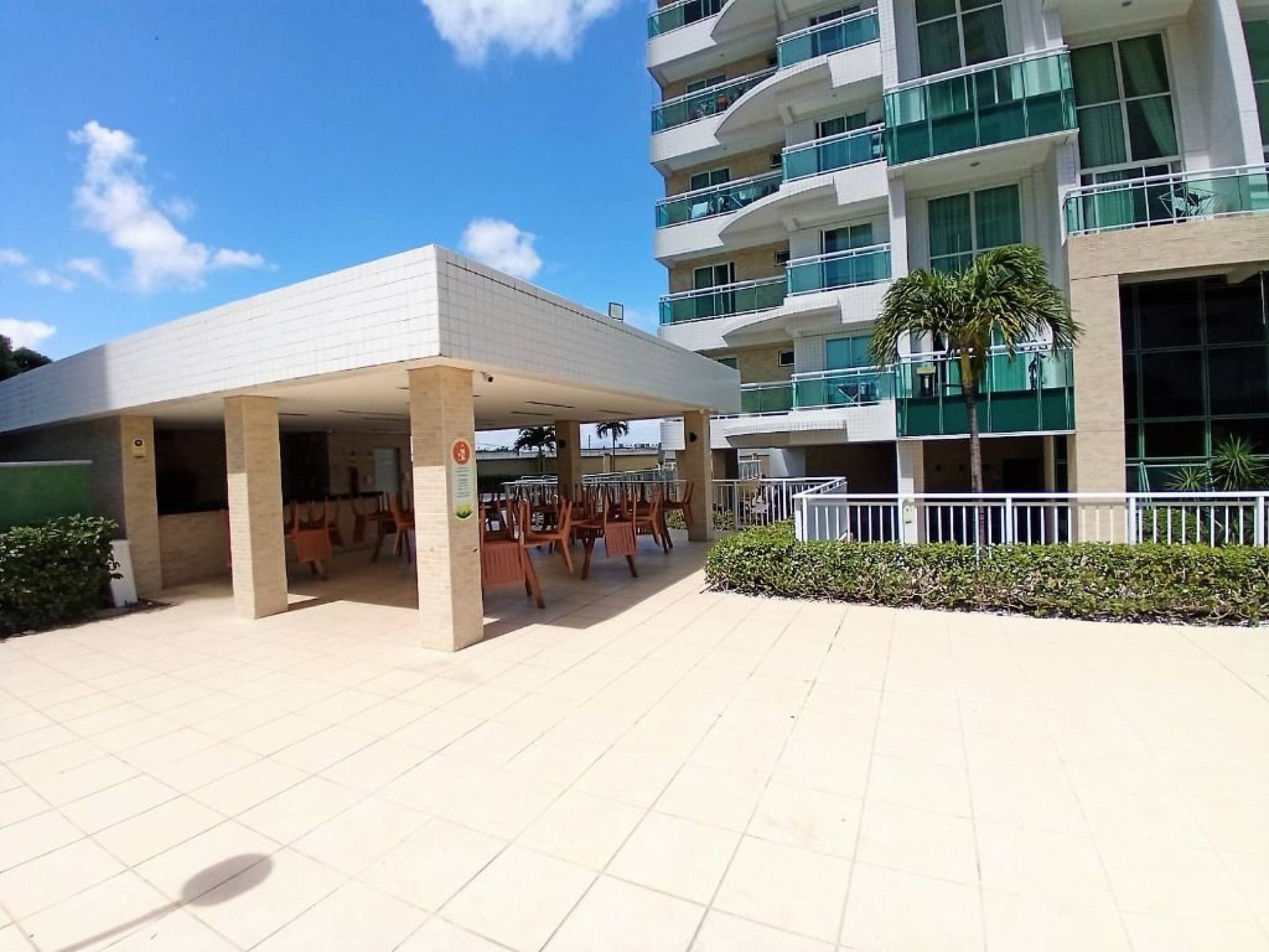 Apartamento com 3 quartos à venda, 104 m² por R$ 1.000.000 - Guararapes - Fortaleza/CE
