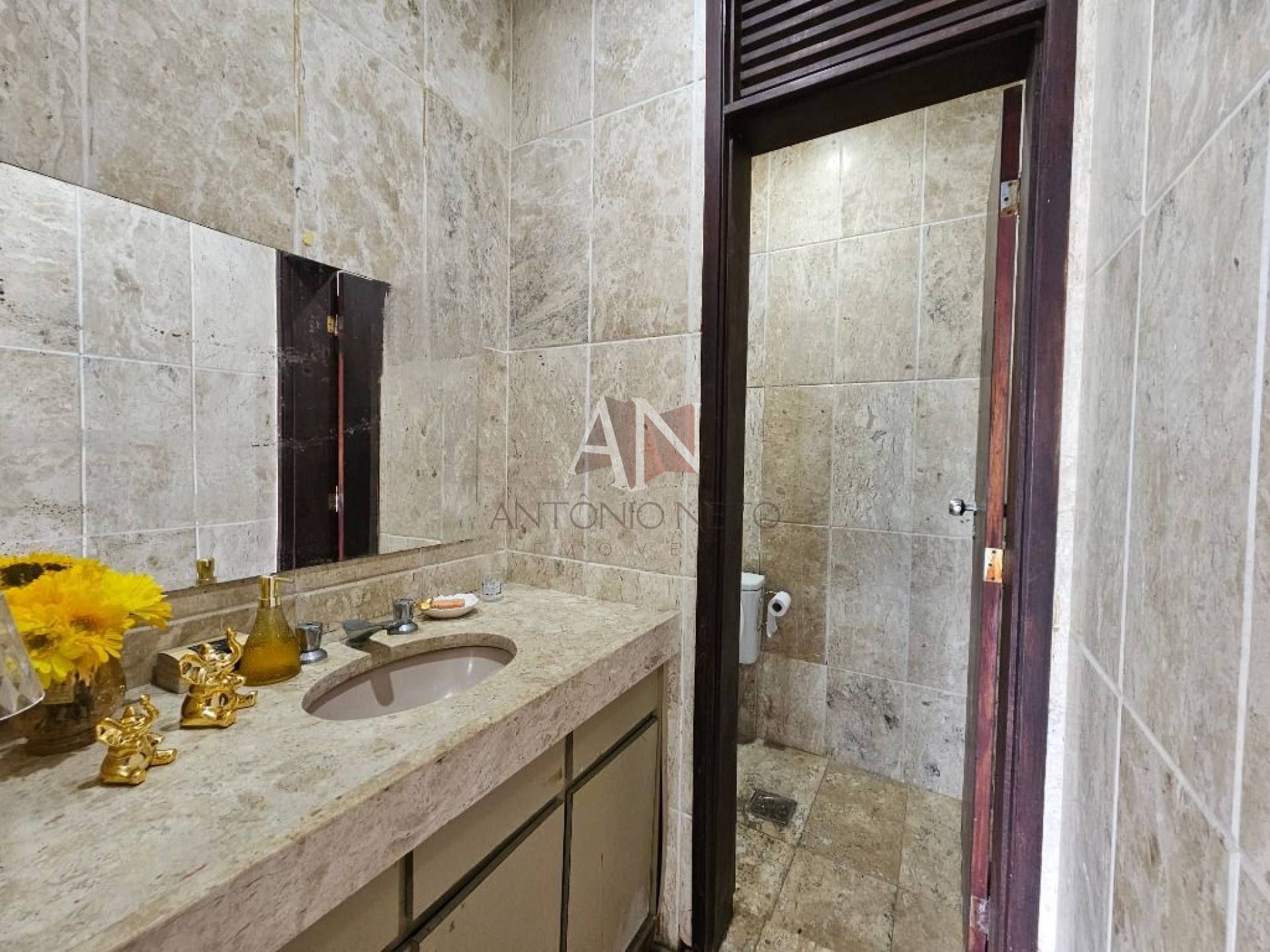 Casa Plana com 4 quartos à venda, 300 m² por R$ 740.000,00 - Papicu - Fortaleza/CE