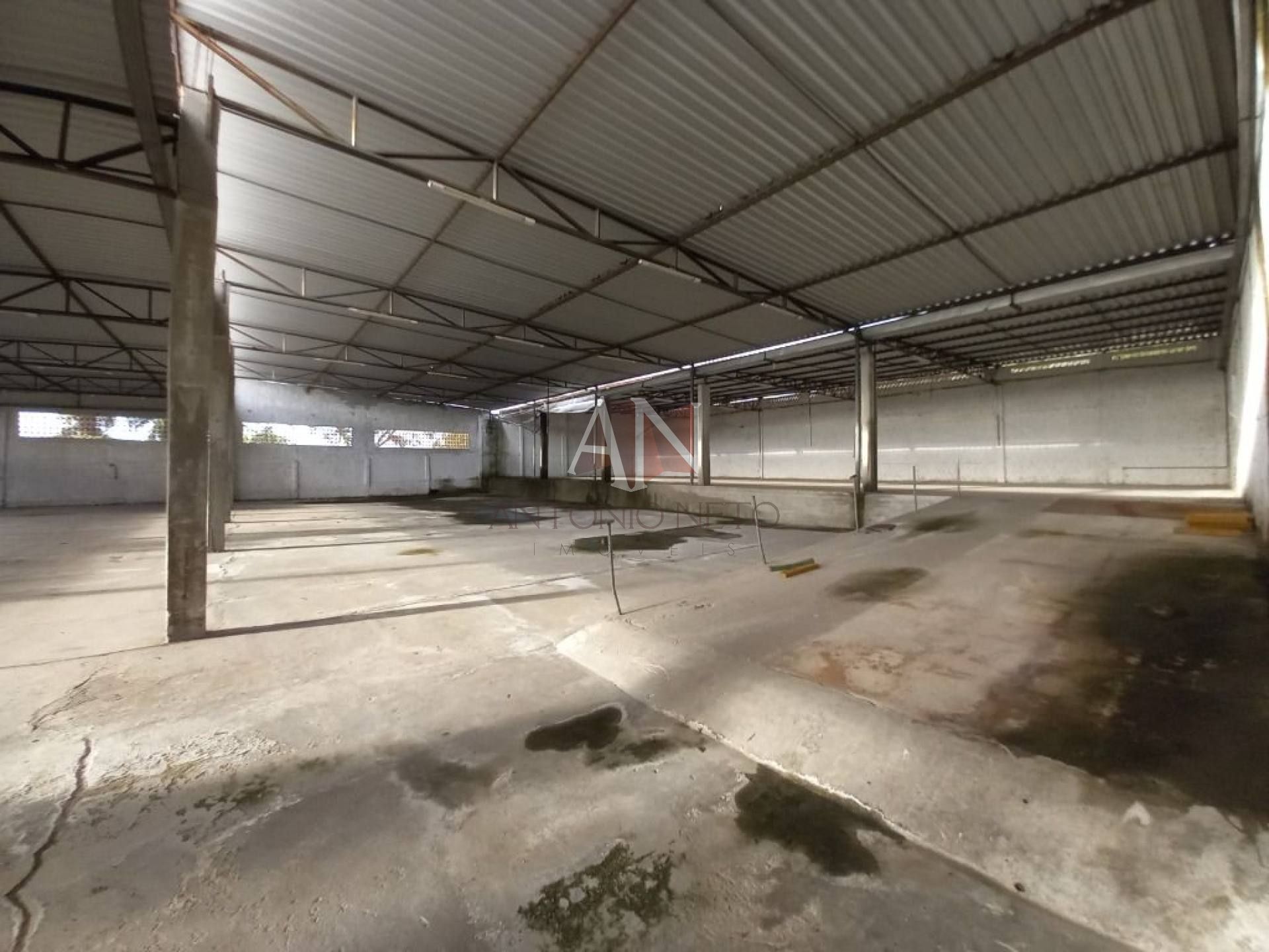 Galpão à venda, 1800 m² por R$ 790.000,00 - Tupuiu - Aquiraz/CE