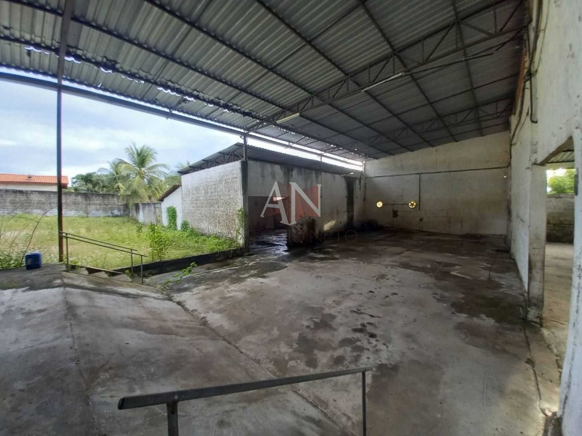 Galpão à venda, 1800 m² por R$ 790.000,00 - Tupuiu - Aquiraz/CE