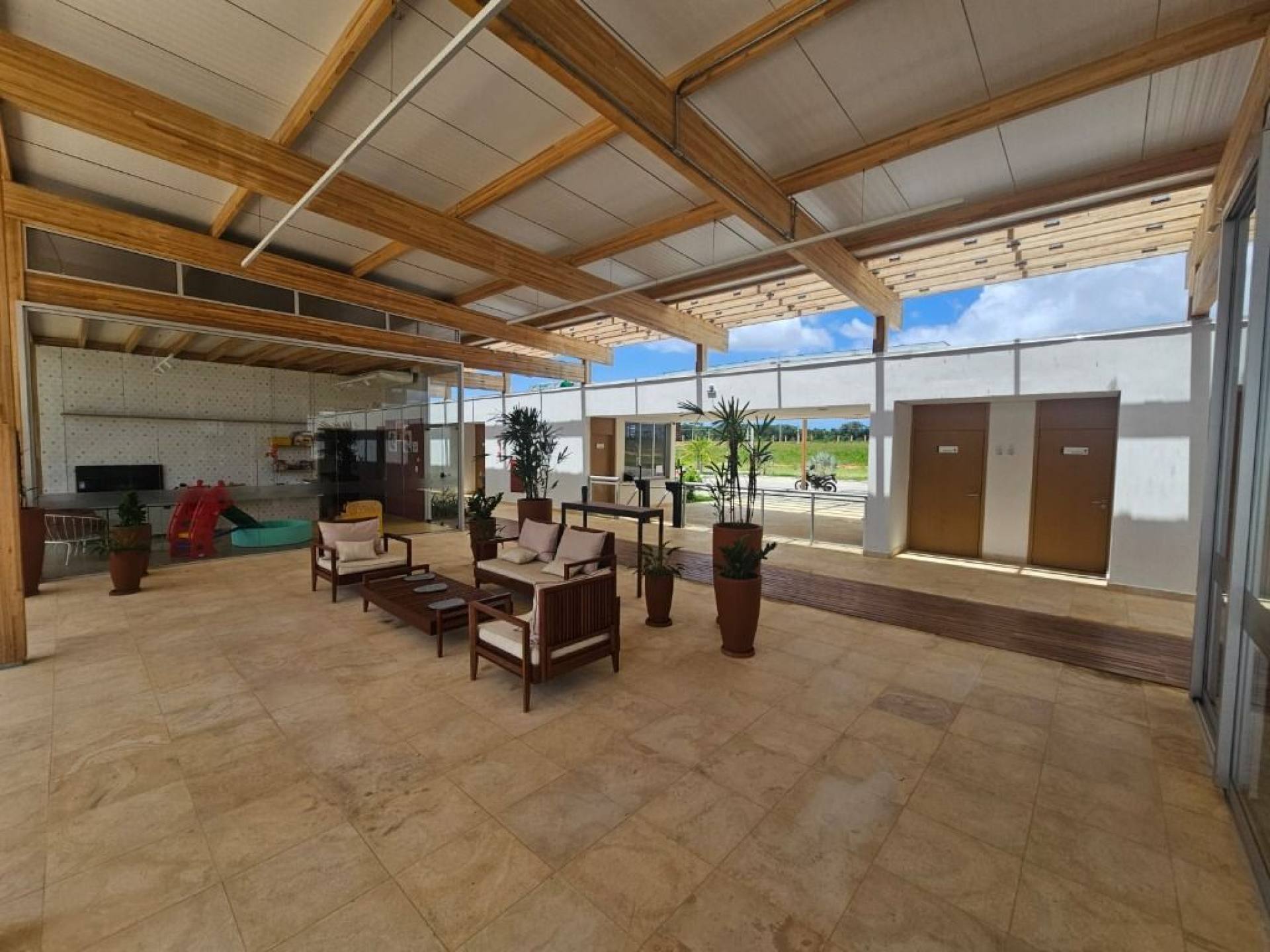 Terreno à venda, 450 m² por R$ 400.000,00 - Cidade Alpha - Eusébio/CE