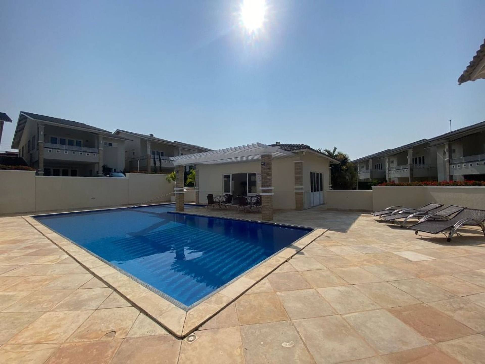 Casa Duplex com 5 quartos à venda, 275 m² por R$ 1.300.000 - Cambeba - Fortaleza/CE