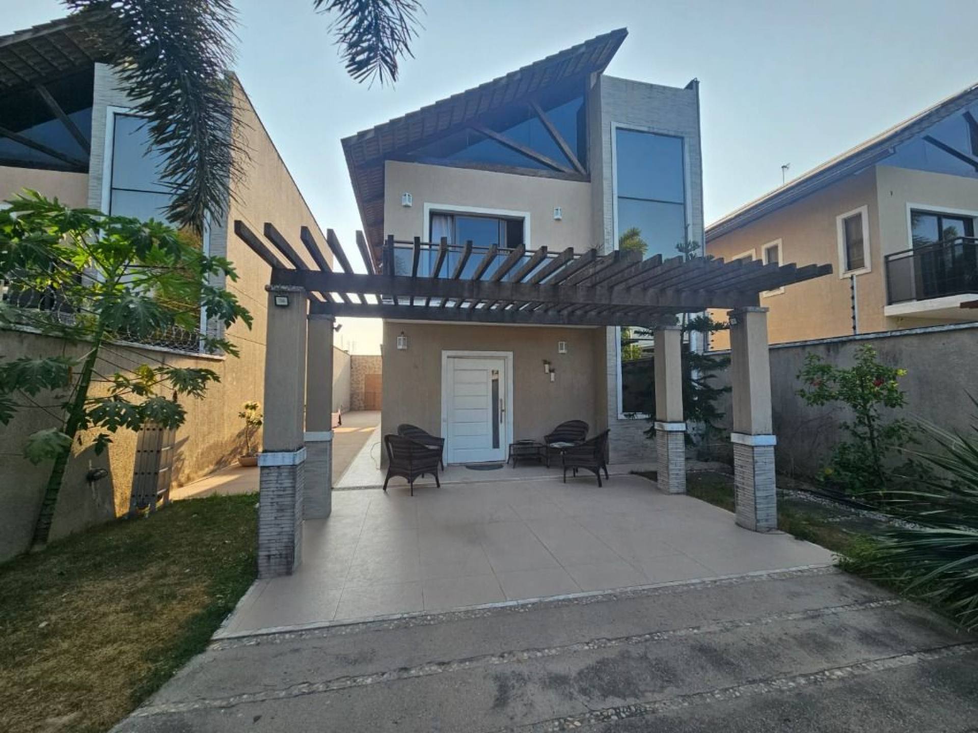 Casa à venda, 272 m² por R$ 765.000,00 - Centro - Eusébio/CE