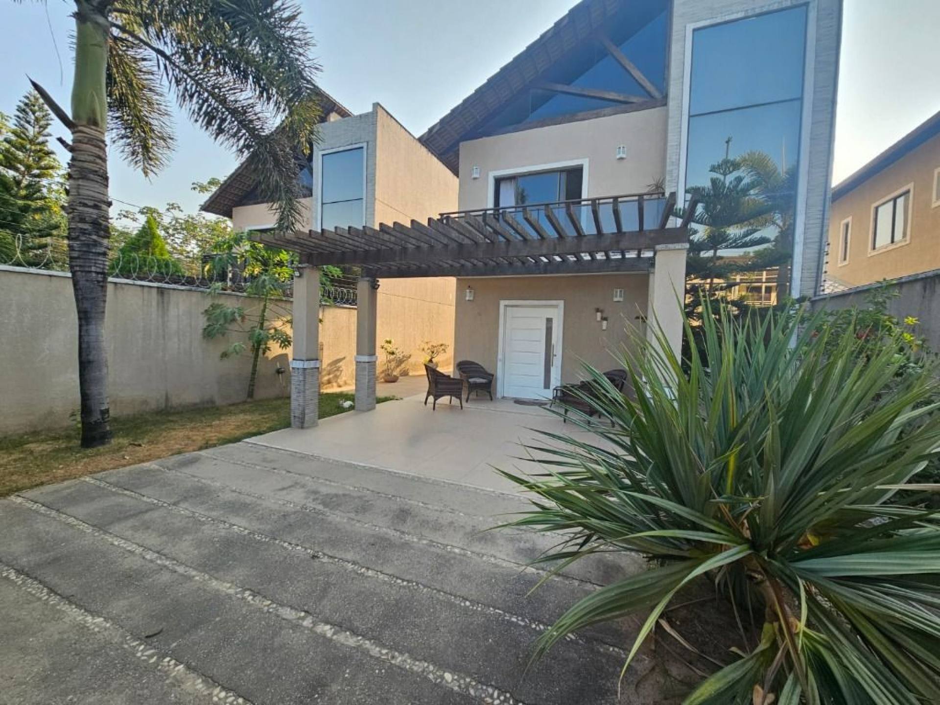 Casa à venda, 272 m² por R$ 765.000,00 - Centro - Eusébio/CE
