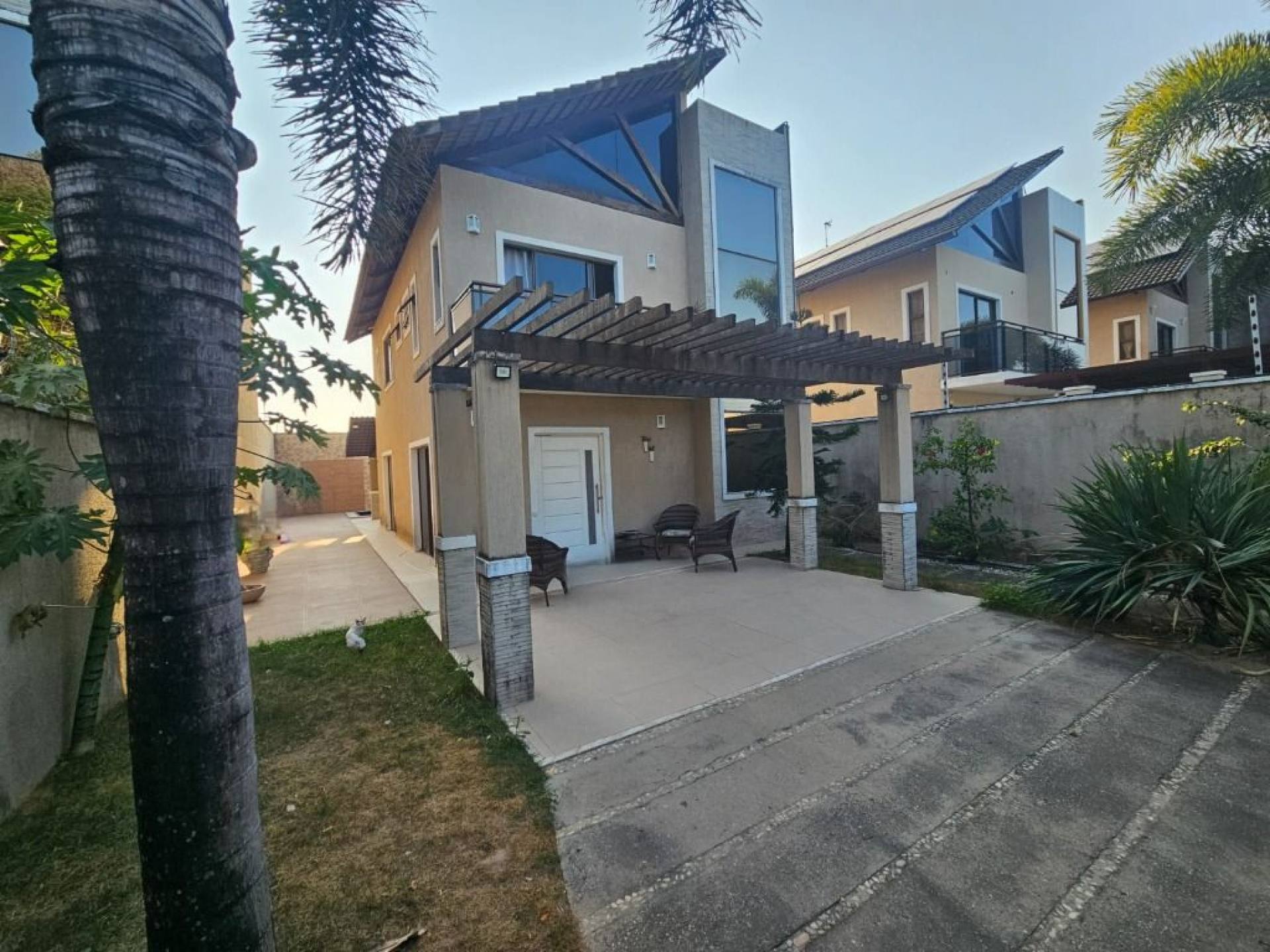 Casa à venda, 272 m² por R$ 765.000,00 - Centro - Eusébio/CE