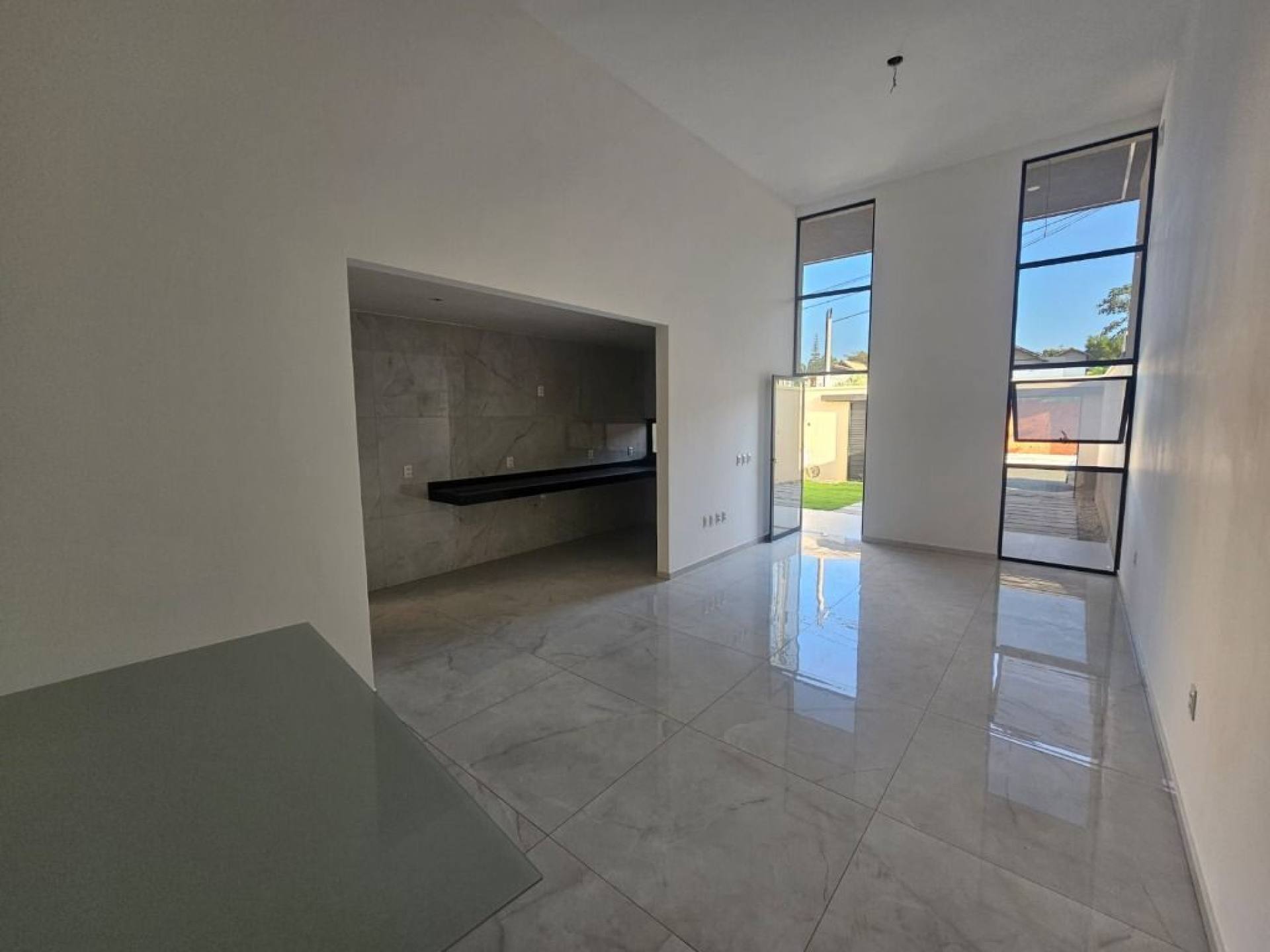 Casa Plana na Eusebio com 3 Quartos  | m² | 122m² por R$ 639.000,00 mil - Eusebio Ce