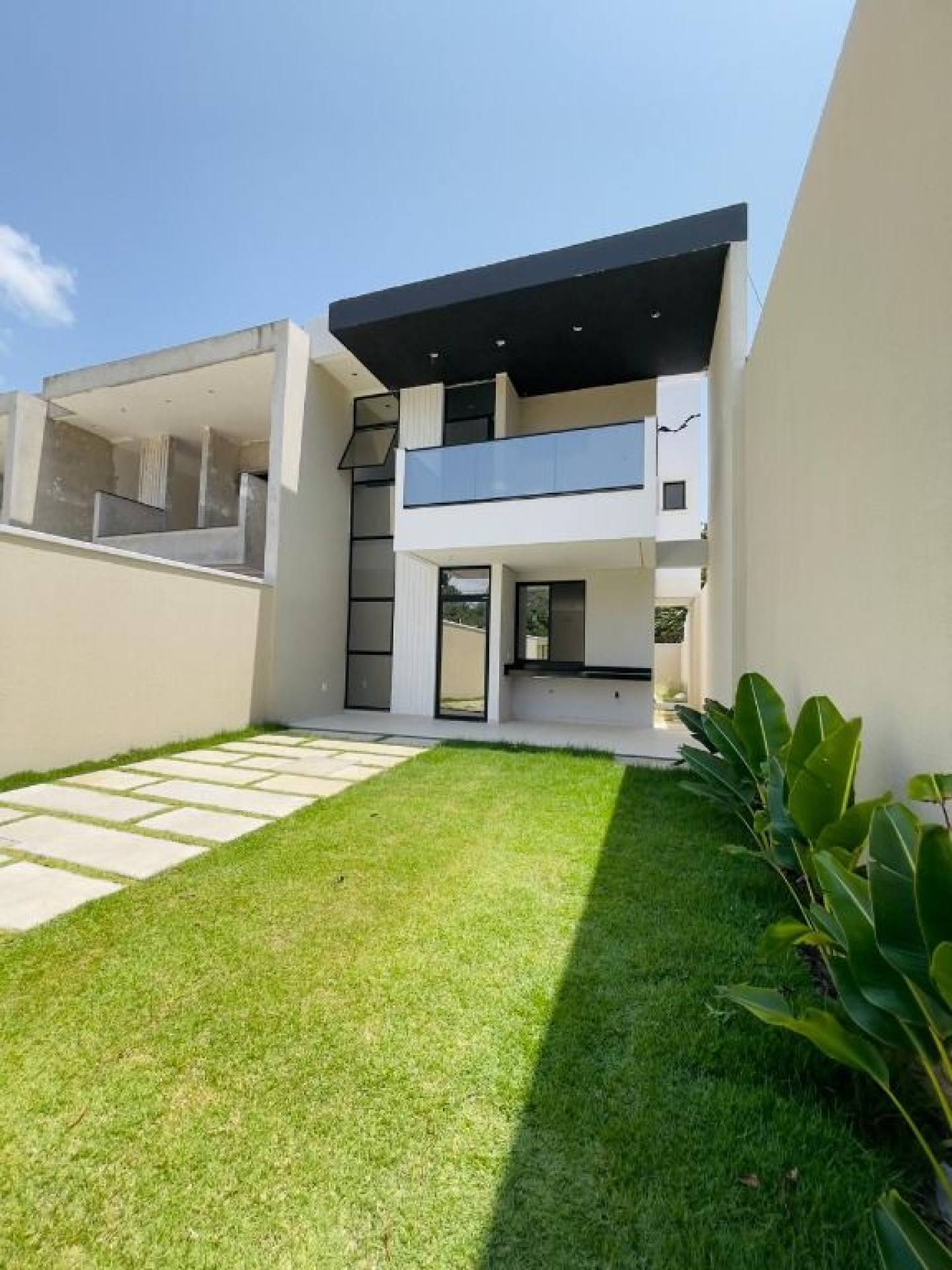 Amora Residence - Casa com 4 quartos à venda, 138 m² por R$ 750.000 - Coité - Eusébio/CE
