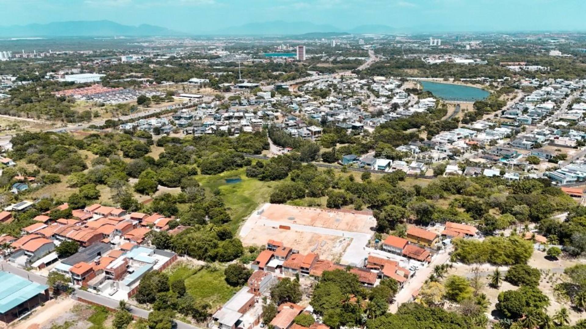 Galpão para alugar, 250 m² por R$ 5.000,00/mês - Guaribas - Eusébio/CE