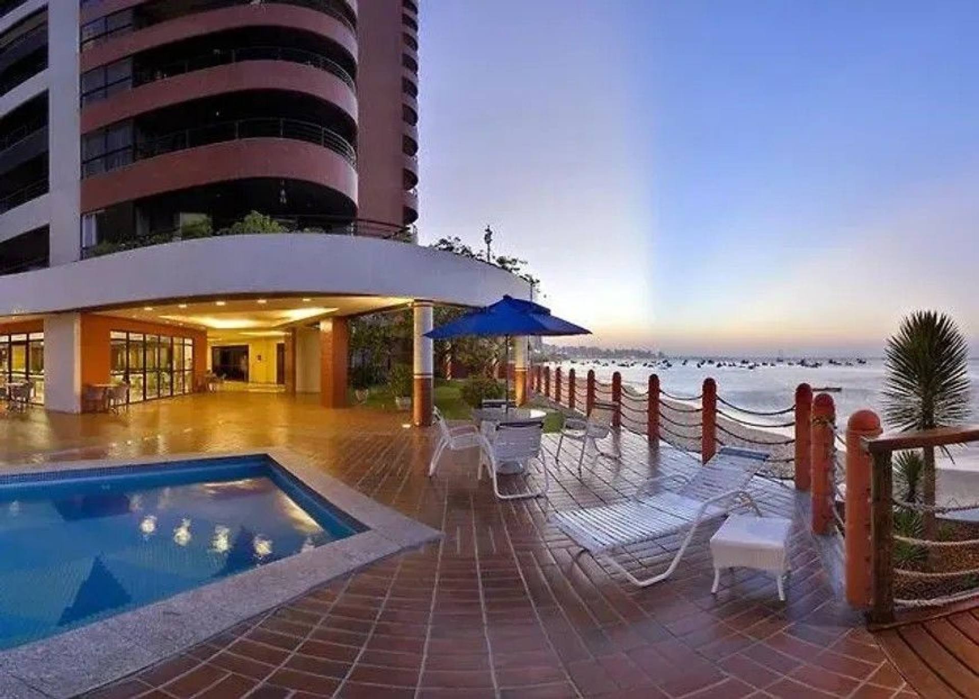 Iate Plaza - Apartamento com 2 quartos à venda, 68 m² por R$ 924.000 - Mucuripe - Fortaleza/CE