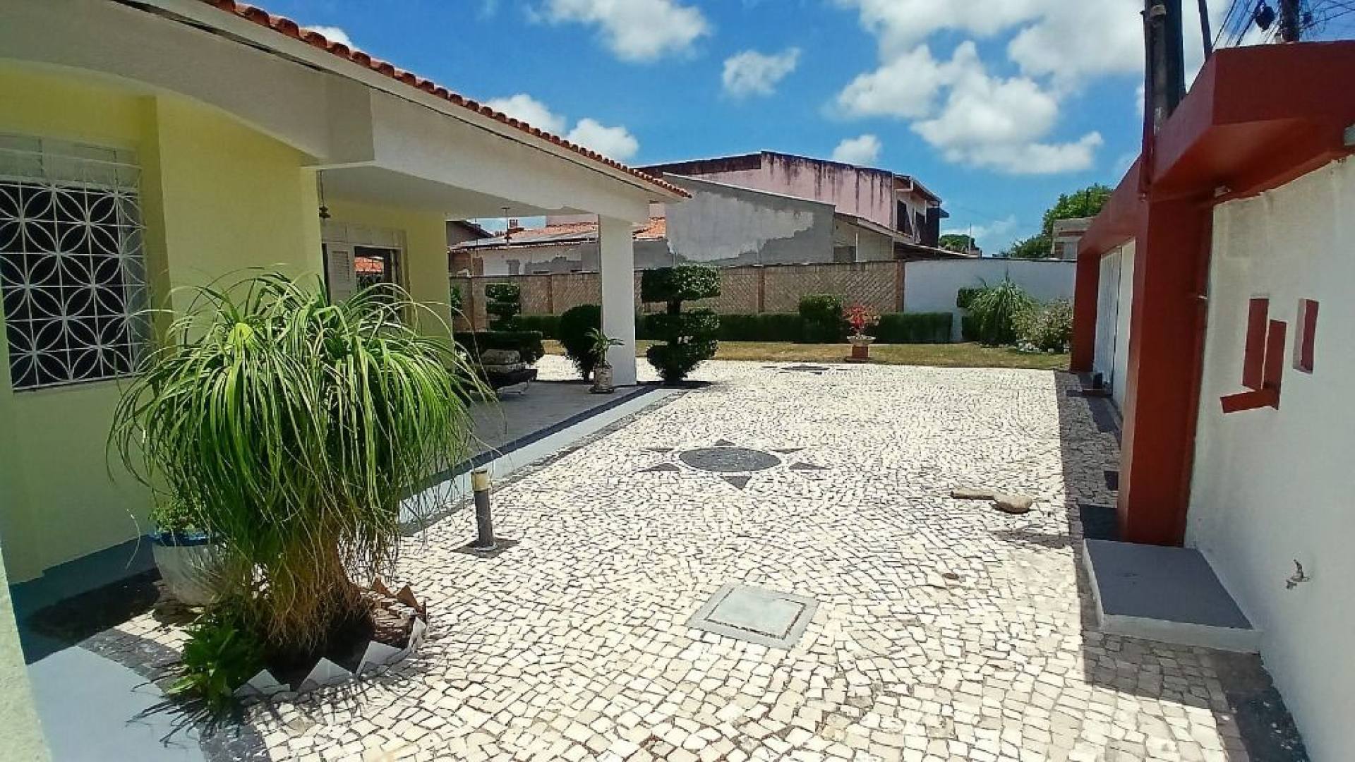 Casa Plana com 4 quartos à venda, 891 m² de terreno - LAGO JACAREY- Fortaleza/CE
