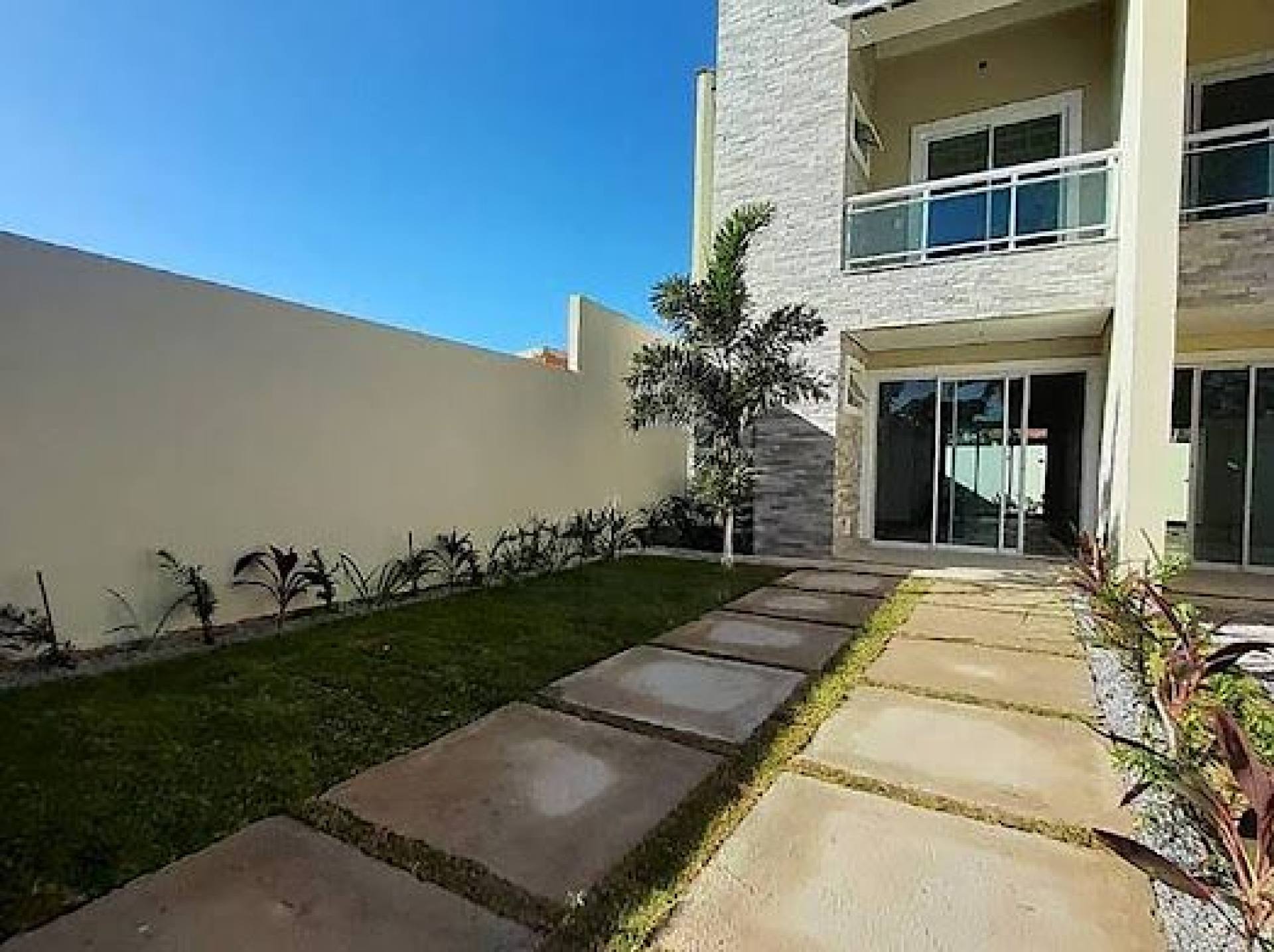 Casa com 3 dormitórios à venda, 119 m² por R$ 590.000,00 - Tamatanduba - Eusébio/CE