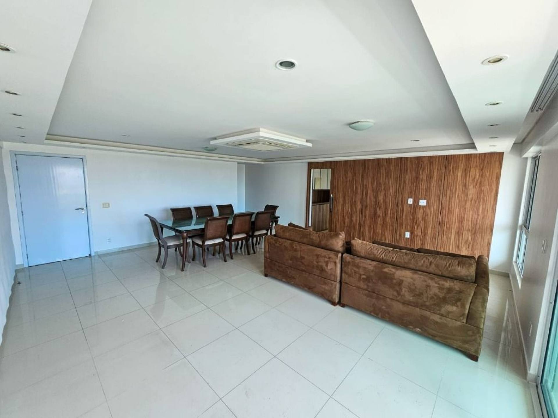 Condomínio Reserva Imperial - Apartamento com 3 Quartos à venda, 161 m² por R$ 1.900.000 - Guararapes - Fortaleza/CE