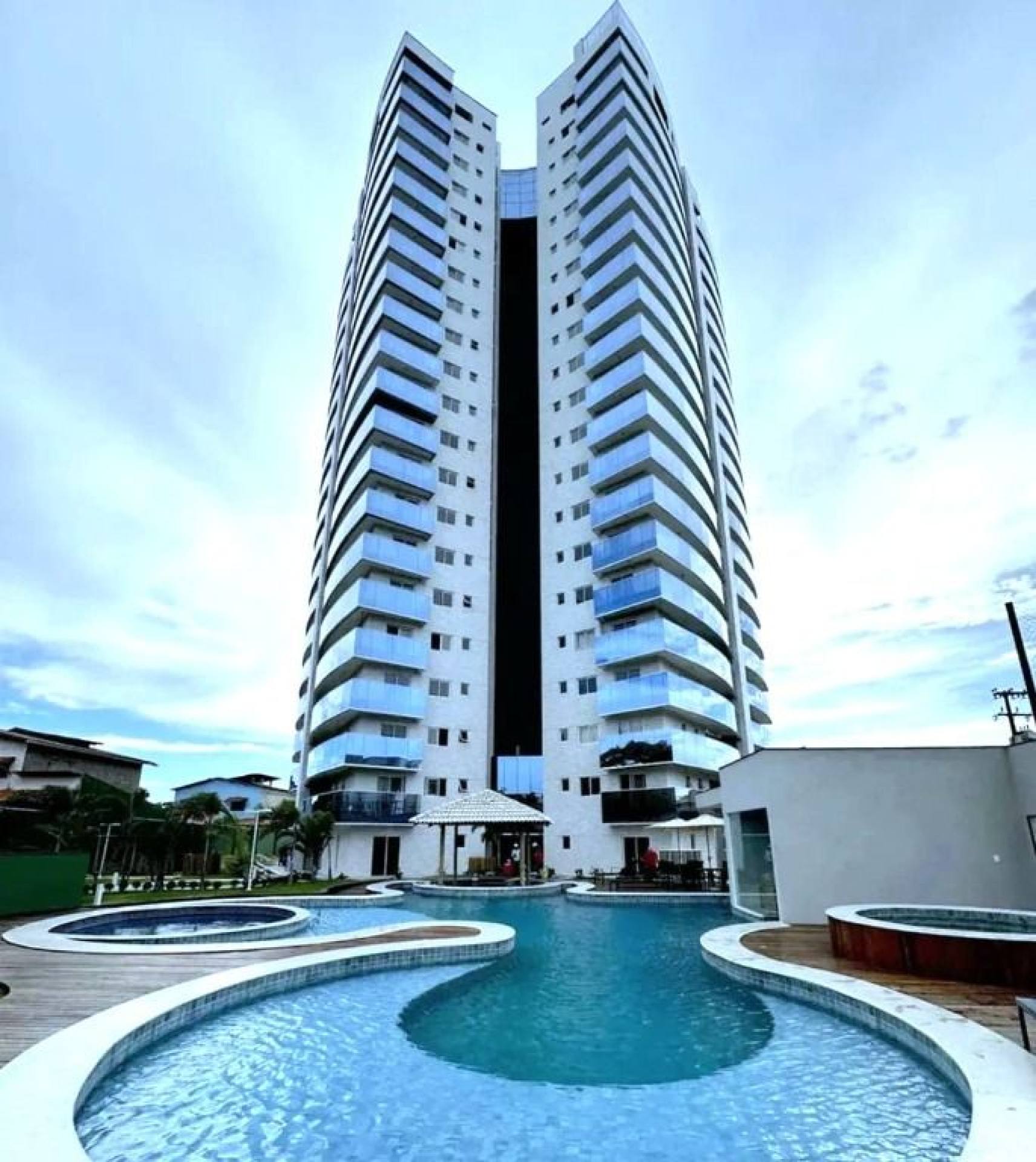 Residencial Izzi - Apartamento com 3 quartos à venda, 90 m² por R$ 867.000  - Eusébio/CE